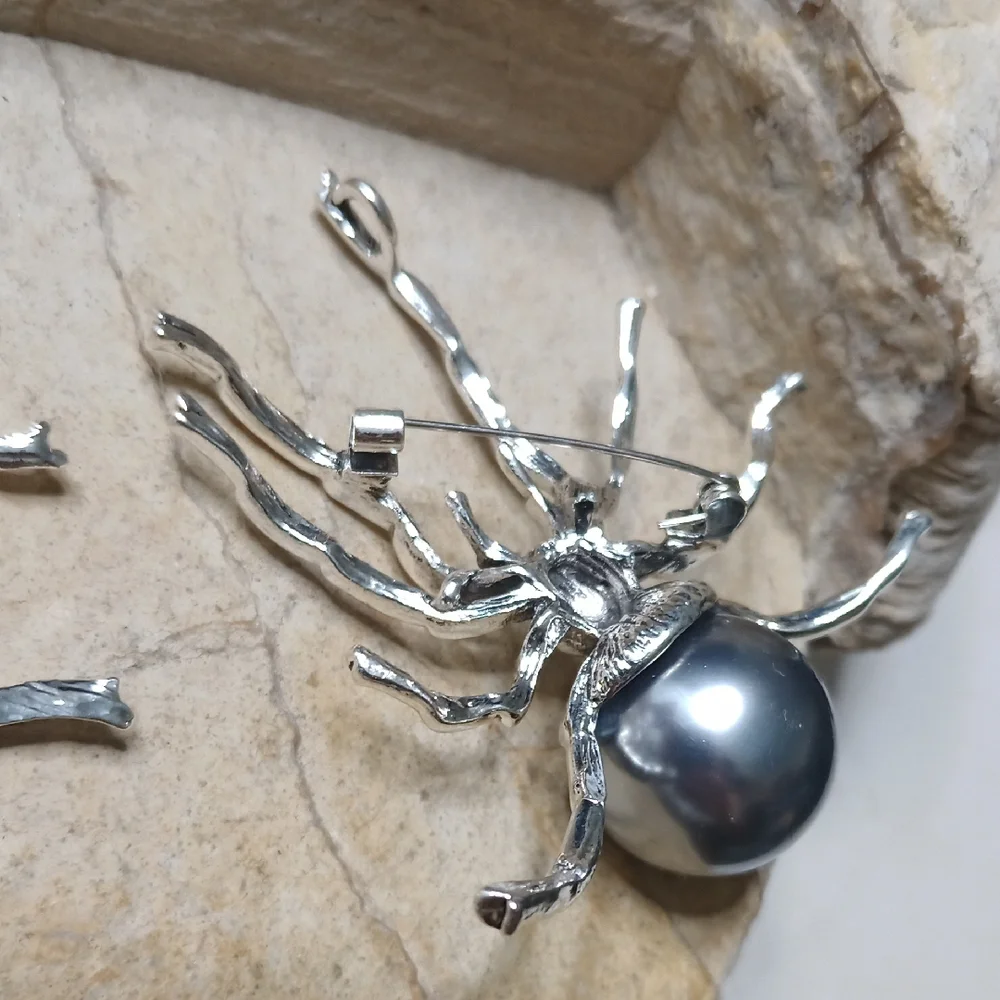 None elegant silver